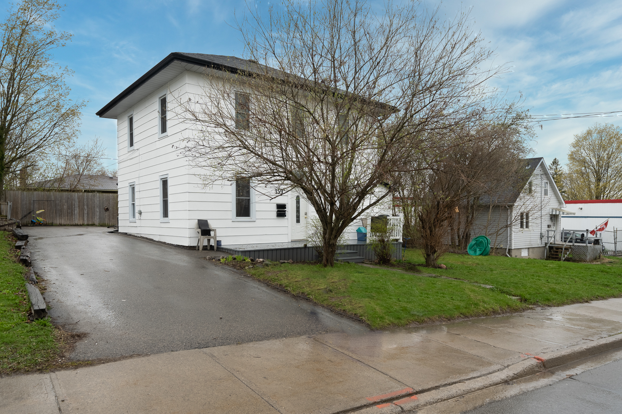 159 Queen St, Lindsay