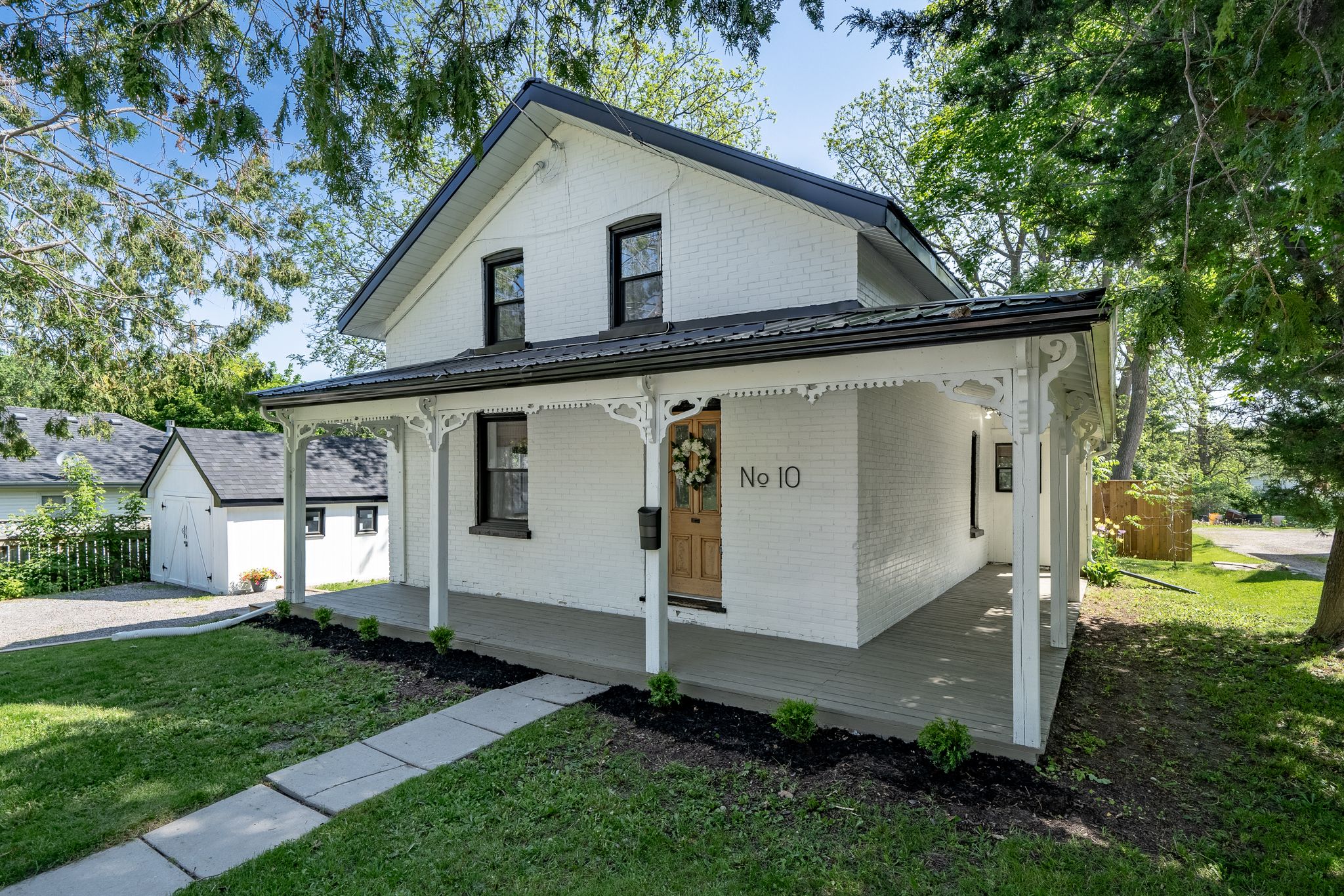 10 Simcoe St, Lindsay