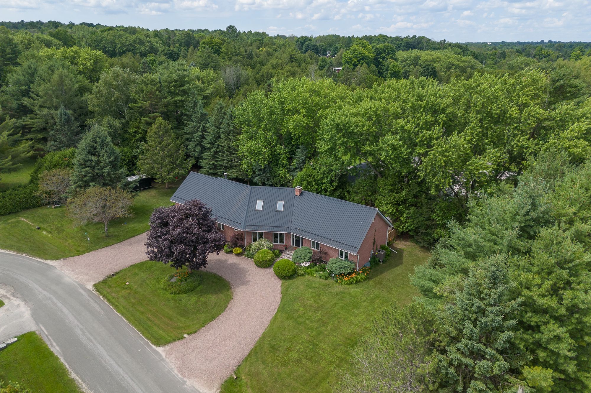 285 Crosby Dr, Bobcaygeon