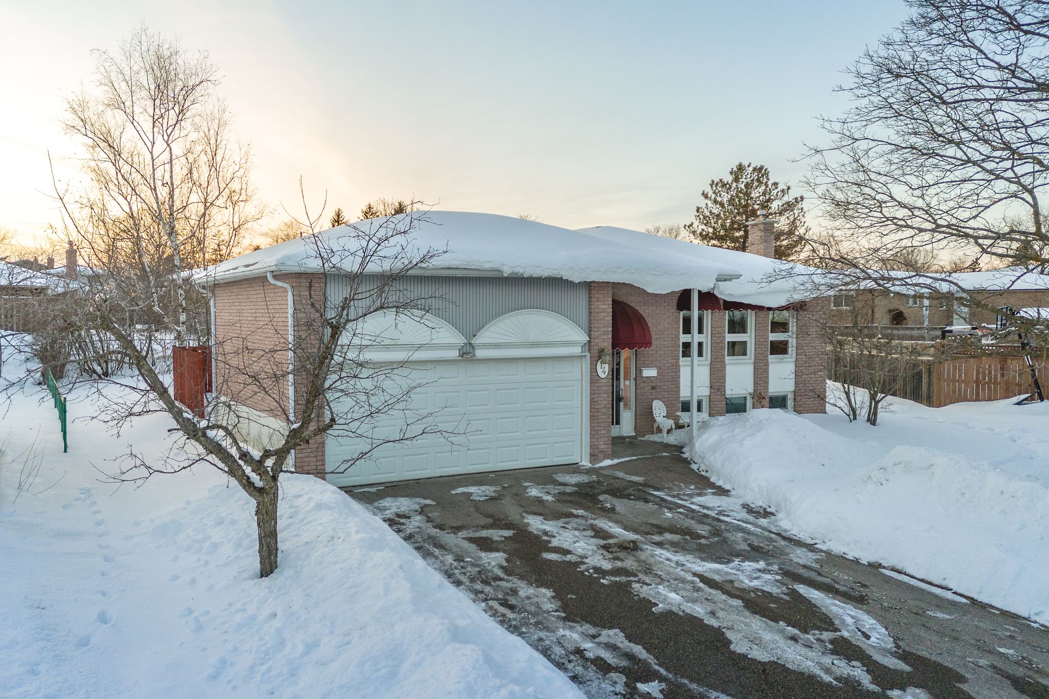 14 Nordale Crt, Lindsay